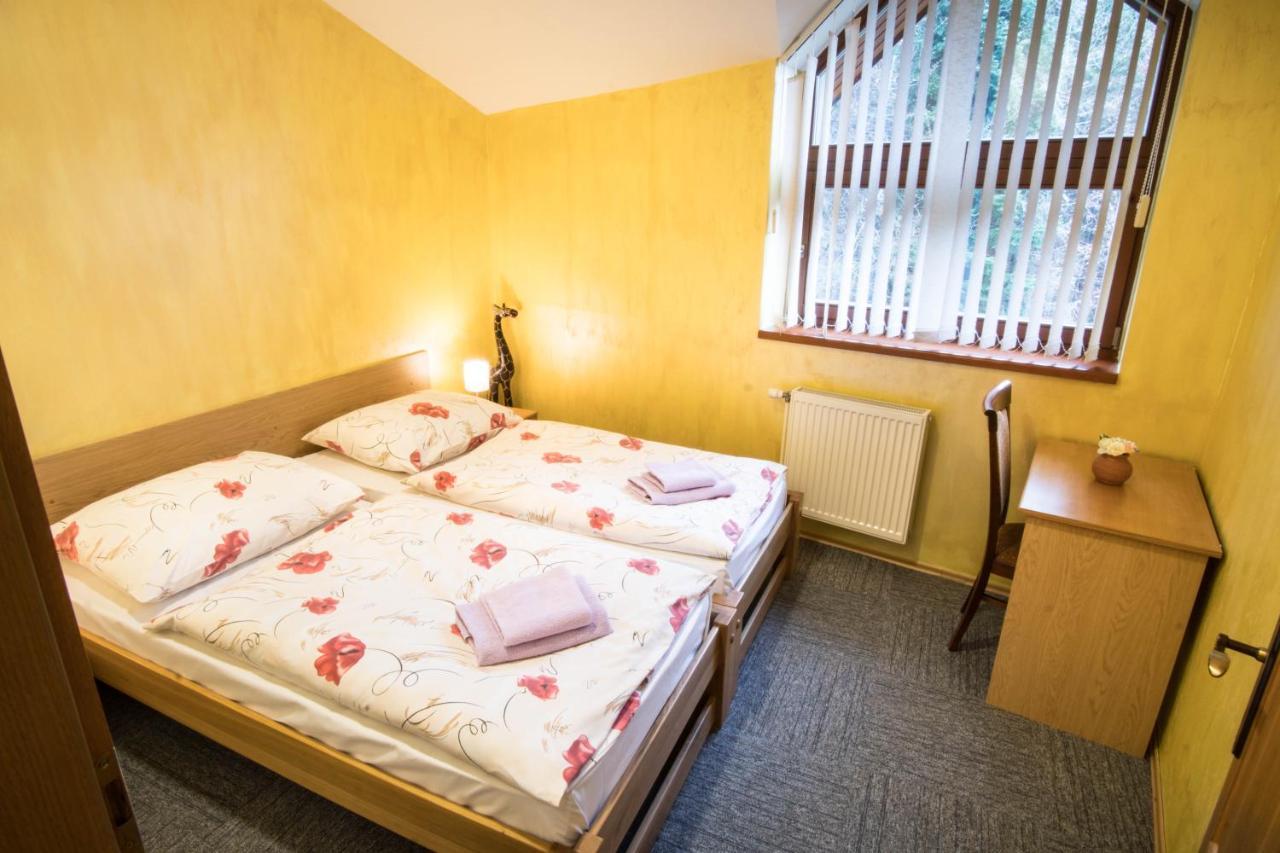 Hotel Somka Drienica ภายนอก รูปภาพ