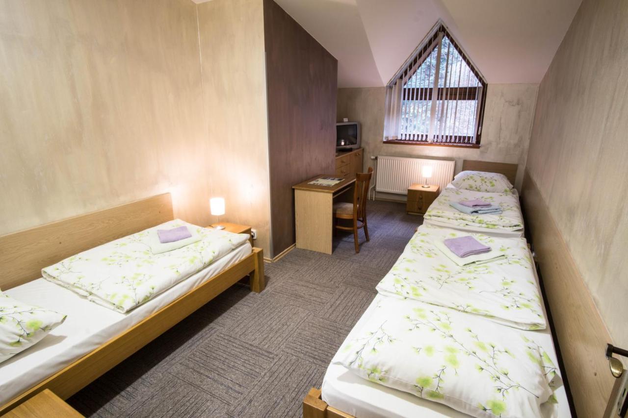 Hotel Somka Drienica ภายนอก รูปภาพ