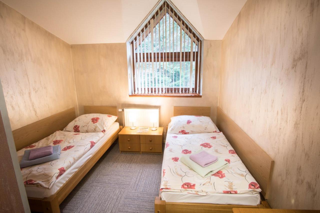 Hotel Somka Drienica ภายนอก รูปภาพ