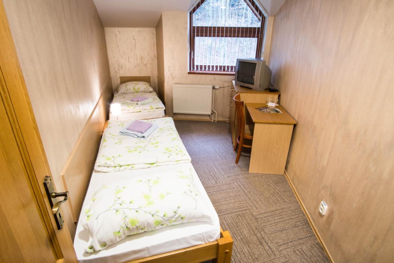 Hotel Somka Drienica ภายนอก รูปภาพ