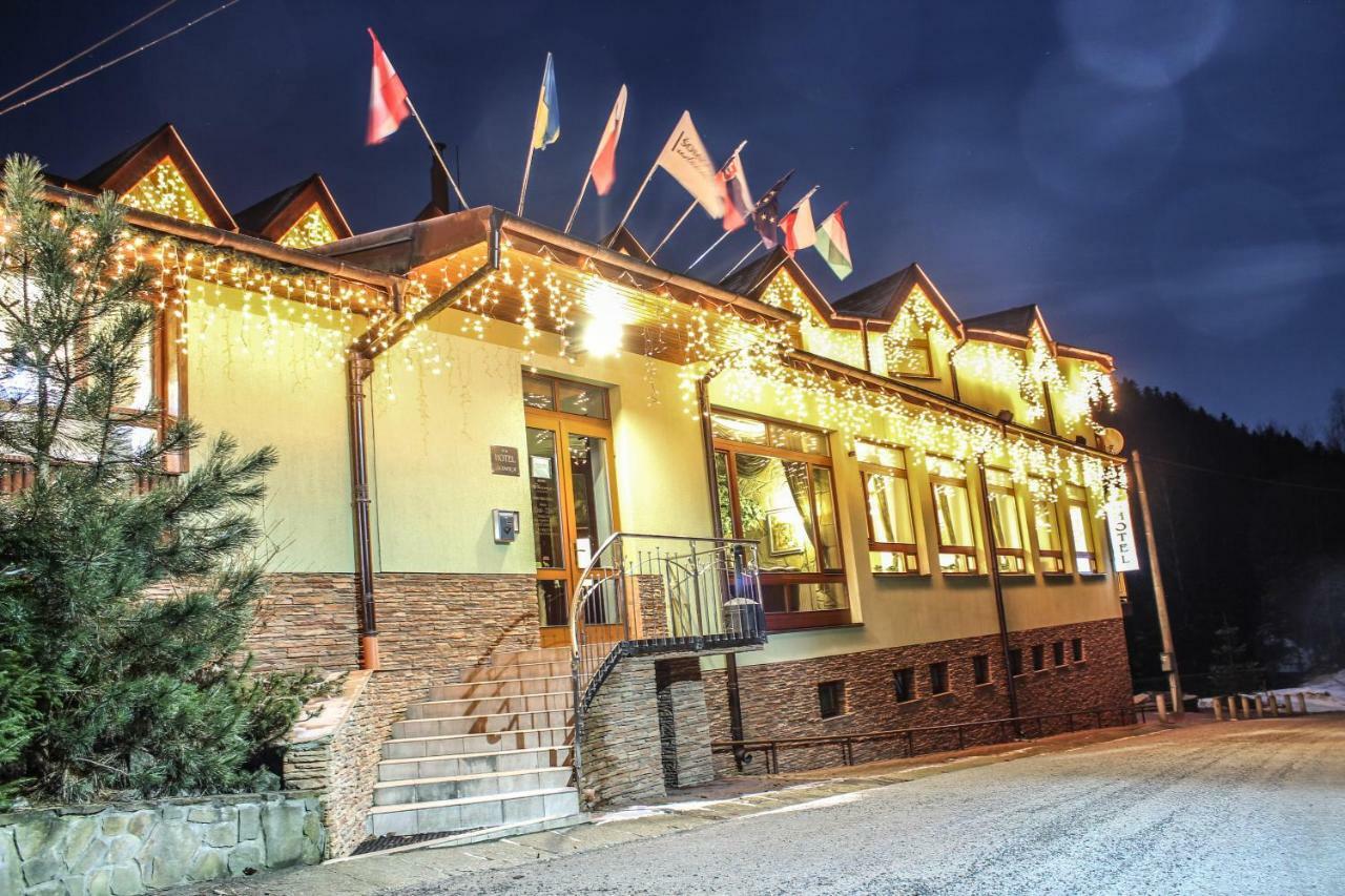Hotel Somka Drienica ภายนอก รูปภาพ