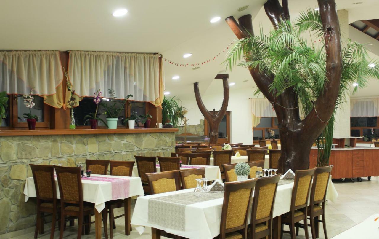 Hotel Somka Drienica ภายนอก รูปภาพ